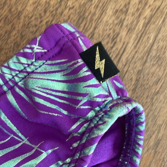 Cleo the Hurricane Pole Scrunch Bottoms - Picture 4 of 4